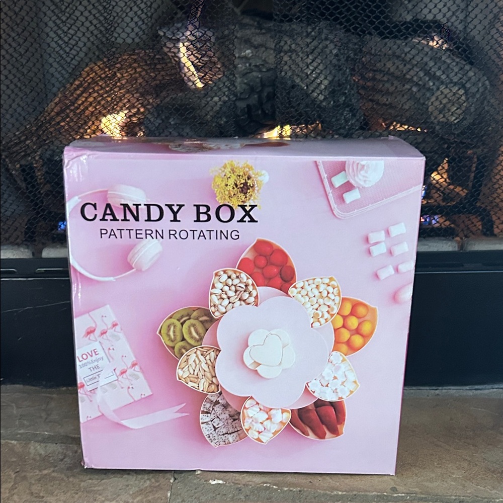 New BLUE Candy Box with Rotating Pattern